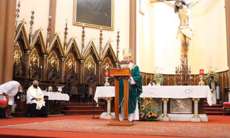 Iglesia católica pide seguir alerta ante el Covid