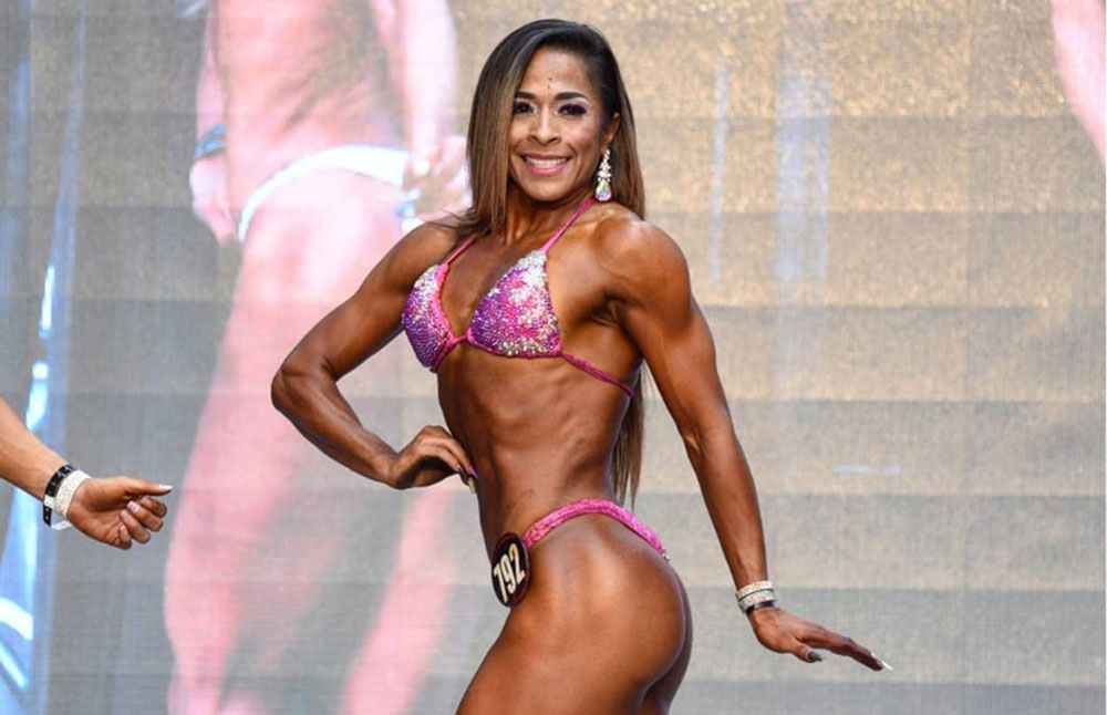 Miss-Tutunaku