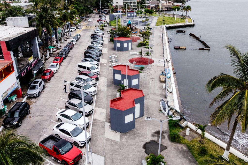 9ca5b785-5906-4be0-af92-cc208b6c6682