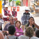 Supervisa Rosa María trabajos de rehabilitación vial en la colonia Pocitos y Rivera