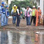 Supervisa Rosa María obras de rehabilitación del drenaje pluvial en El Coyol